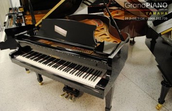 Đàn Piano KAWAI KG3C 12837xx