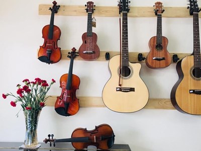 Vilon 4/4 Fullbox phụ kiện