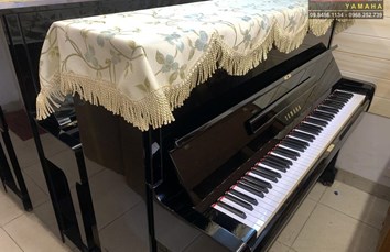 Đàn Piano cơ Yamaha 