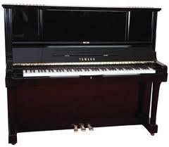YAMAHA U30BL (4755555) 