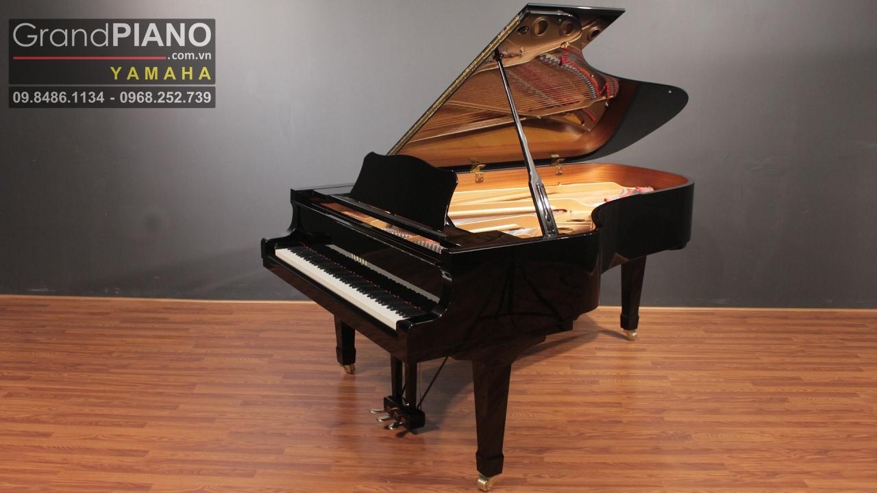 GRANDPIANO YAMAHA C7 SERI: 4861389 