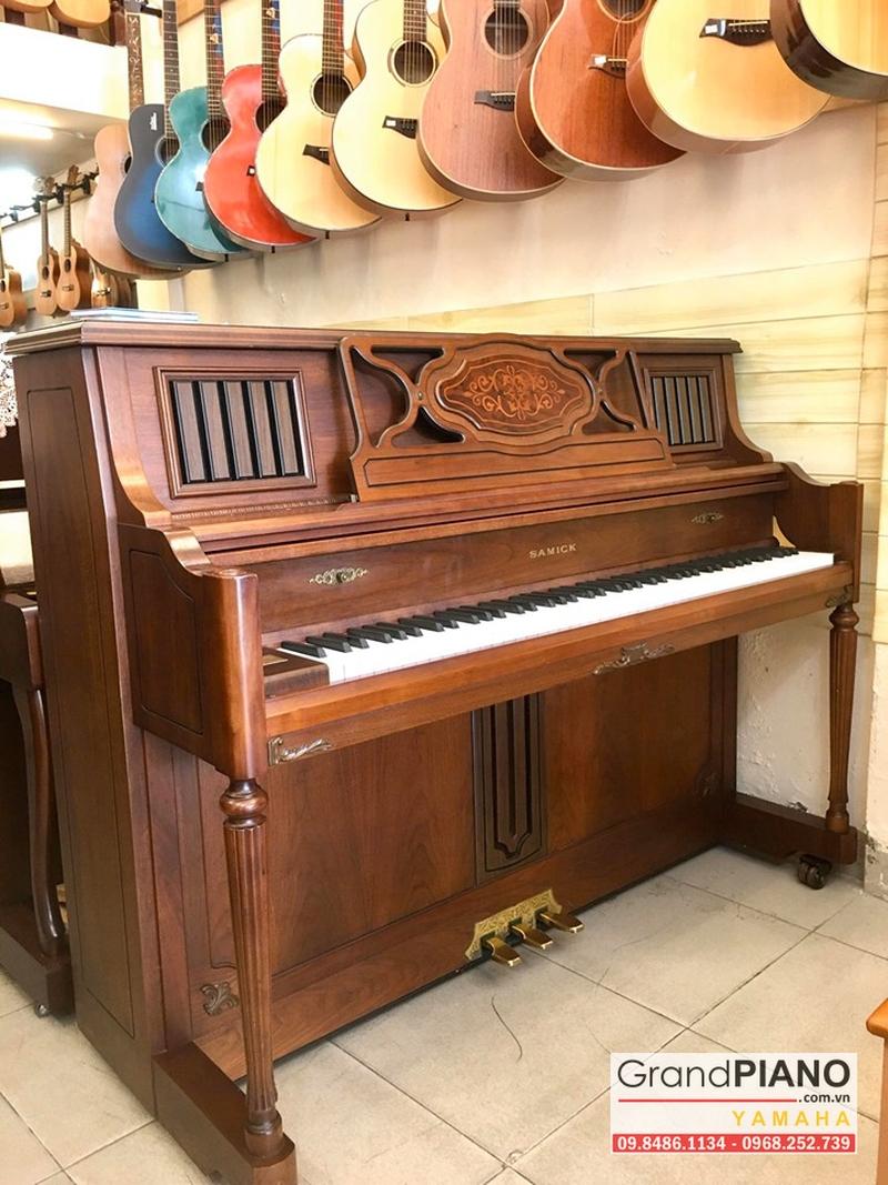Piano Samick SC-300ST 
