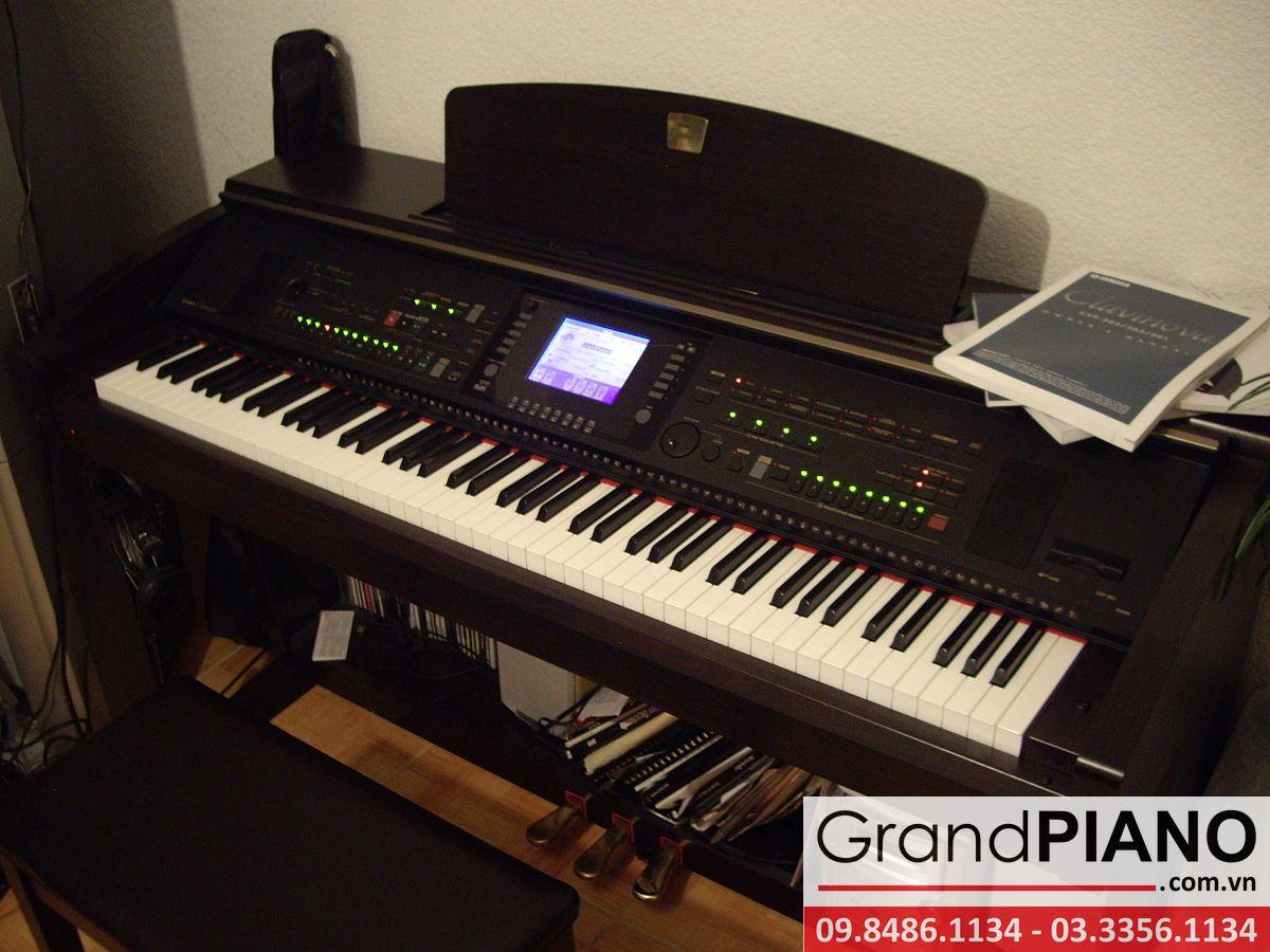 YAMAHA CVP-303 