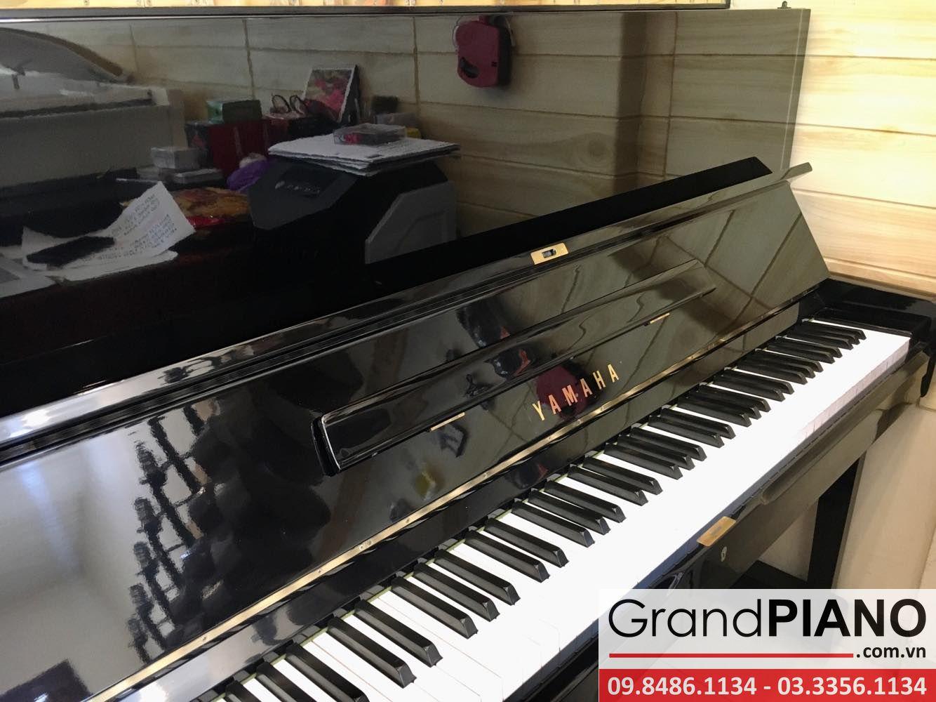 YAMAHA U1H SERI: 1867647 