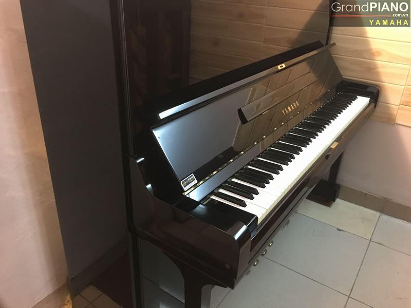 YAMAHA U3M - SERI: 3252639 (ĐEN) 
