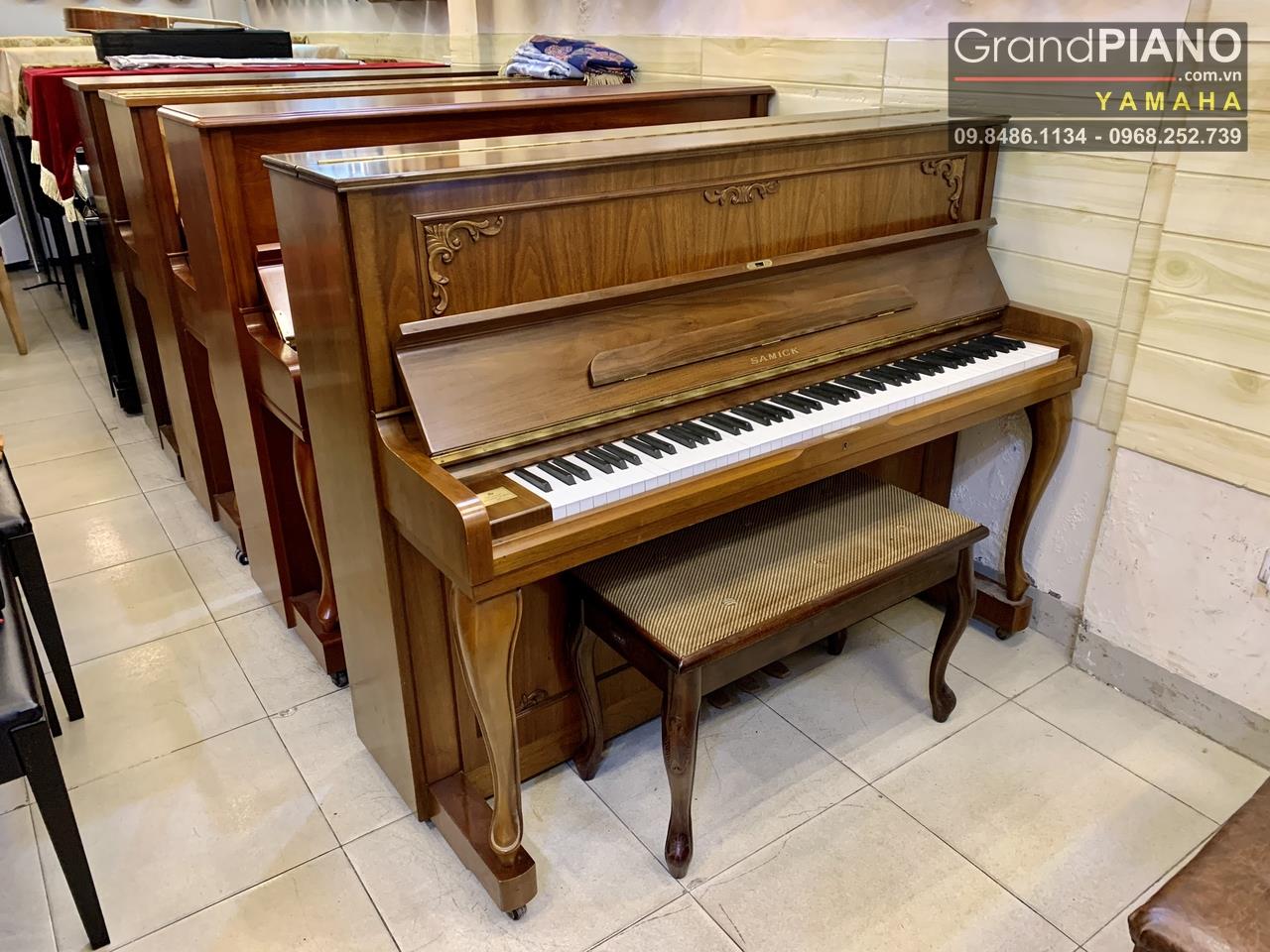 Đàn Piano cơ Samick SU-118GS