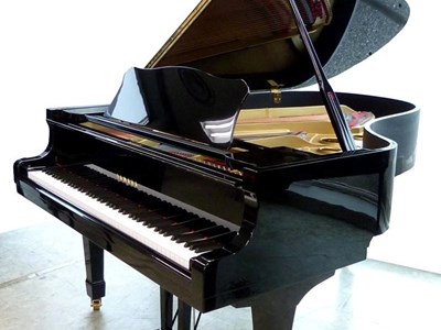 Đàn Grand Piano YAMAHA G5E