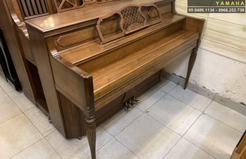 Đàn Piano cơ EVERETT C110 