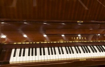 Đàn Piano YAMAHA U3H