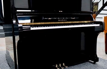 Đàn Piano KAWAI BL61