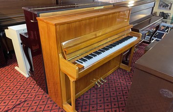 Đàn Piano cơ NIEMEYER 114RP (D9076**)