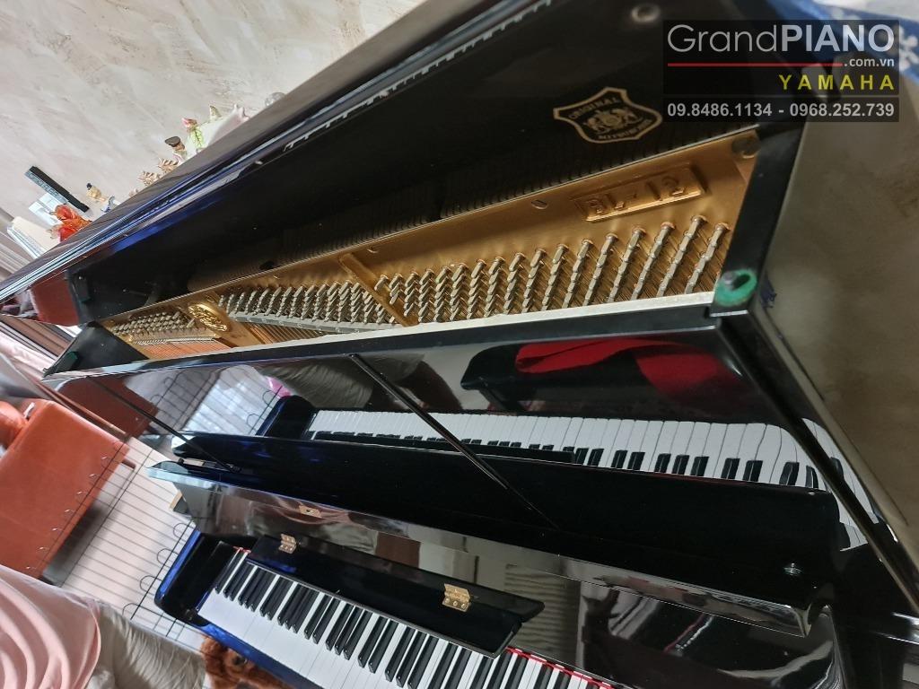 kawai_bl12_upright_piano_1607653543_f556776b_progressive_GrandPIANO_BowmanPIANO.jpg