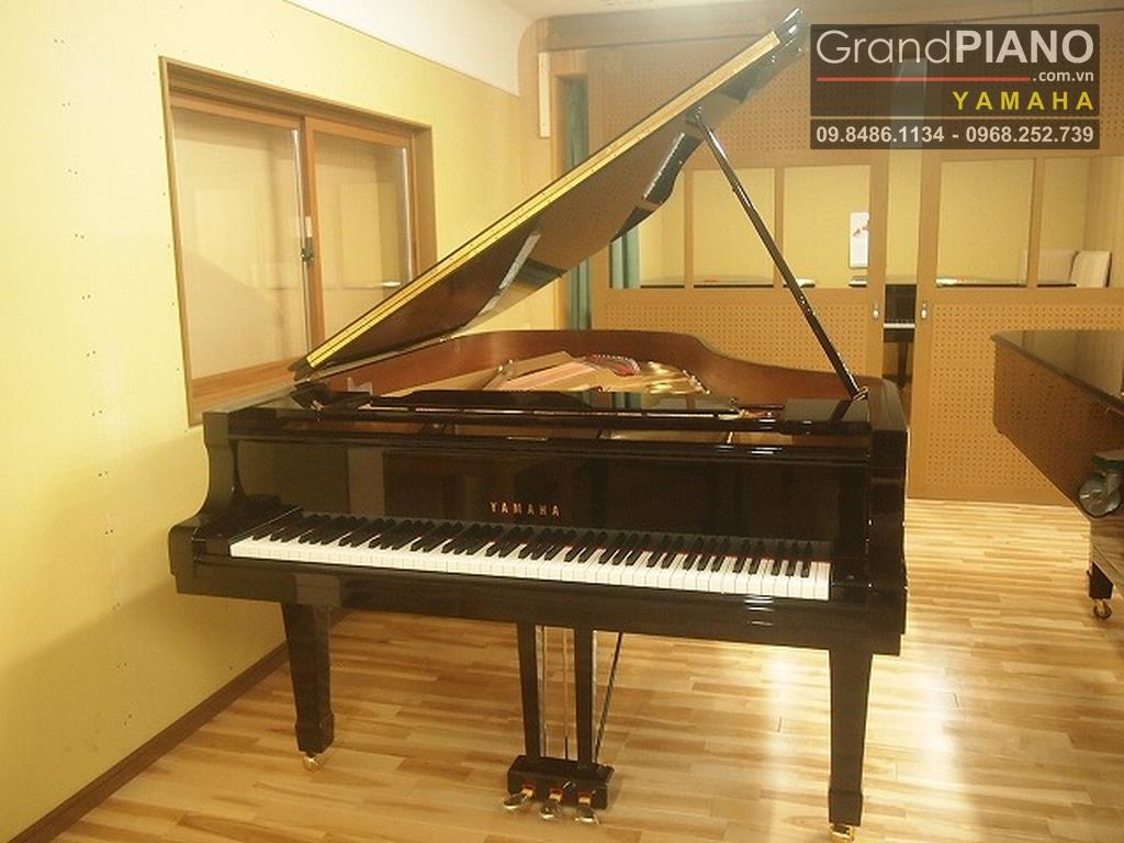 Đàn Piano YAMAHA C5E 52607xx