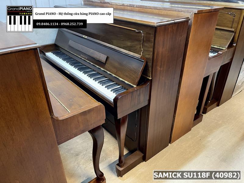 Đàn Piano cơ SAMICK SU118F