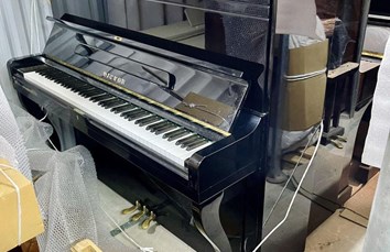 Đàn Piano cơ VICTOR V103B