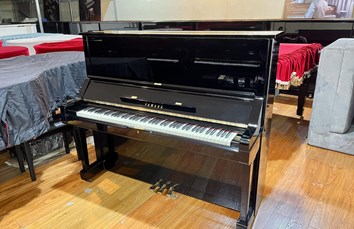 Đàn Piano cơ YAMAHA UX (31411xx)