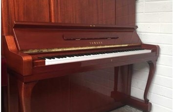 Đàn Piano YAMAHA W106BB