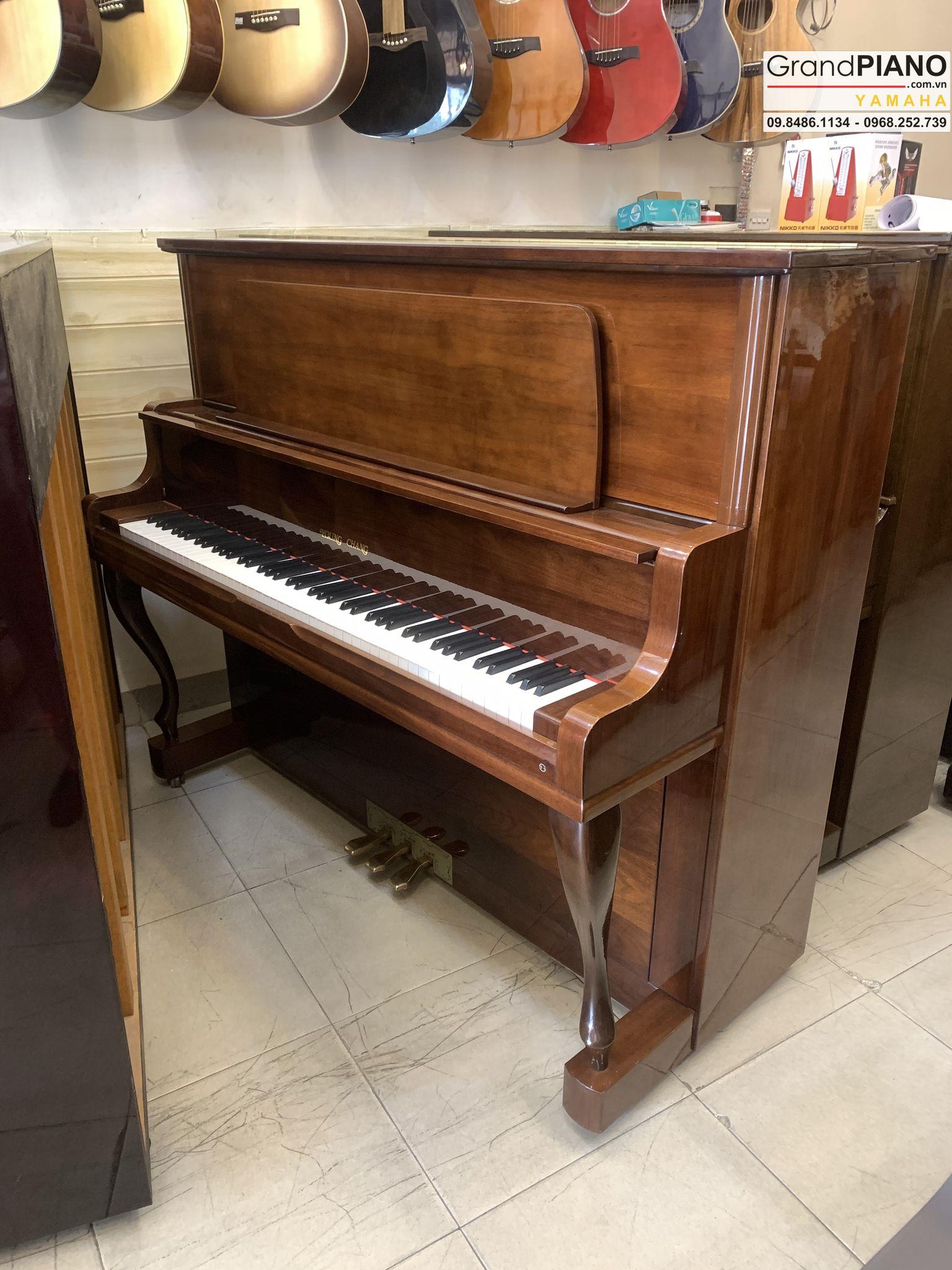 Đàn piano Piano YOUNG CHANG U131CG (1xxxxxx)