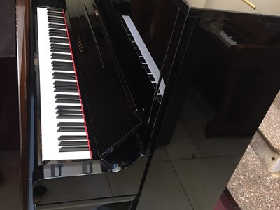 YAMAHA U3H 2872058