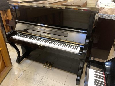 Đàn piano Piano Earl Windsor cao cấp đen bóng