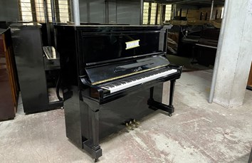 Đàn Piano cơ KRAUS U133 451**